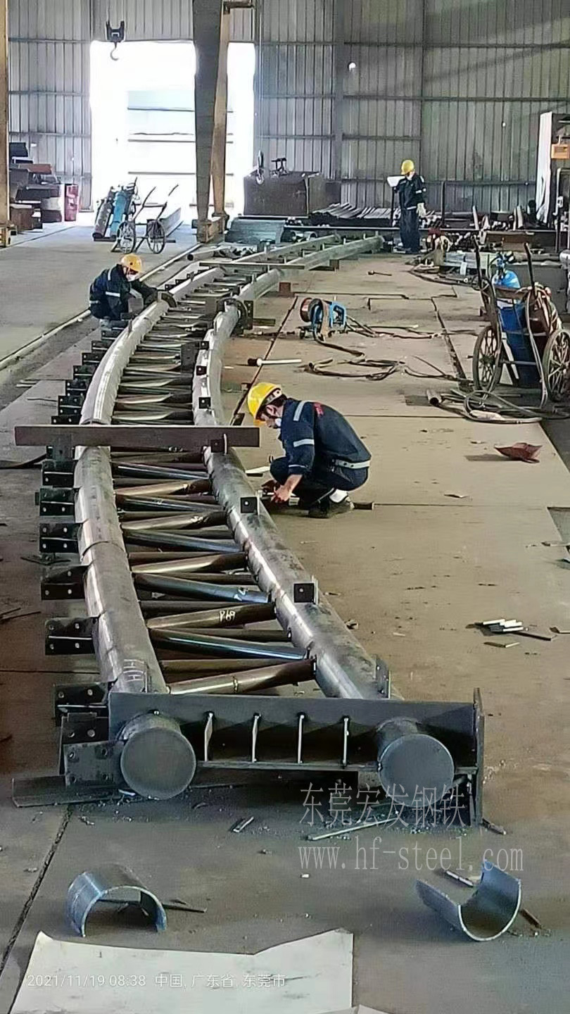 圓管桁架.jpg 圓管桁架.jpg